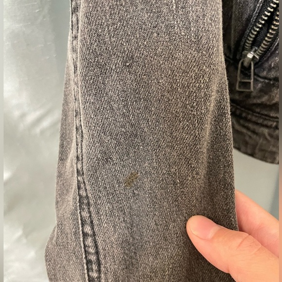 Black cropped jean jacket with studs - Picture 7 of 12